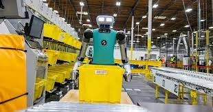 Amazon Deploys Thousands Of  Robots In UK’s Warehouse To Meet Christmas Demand