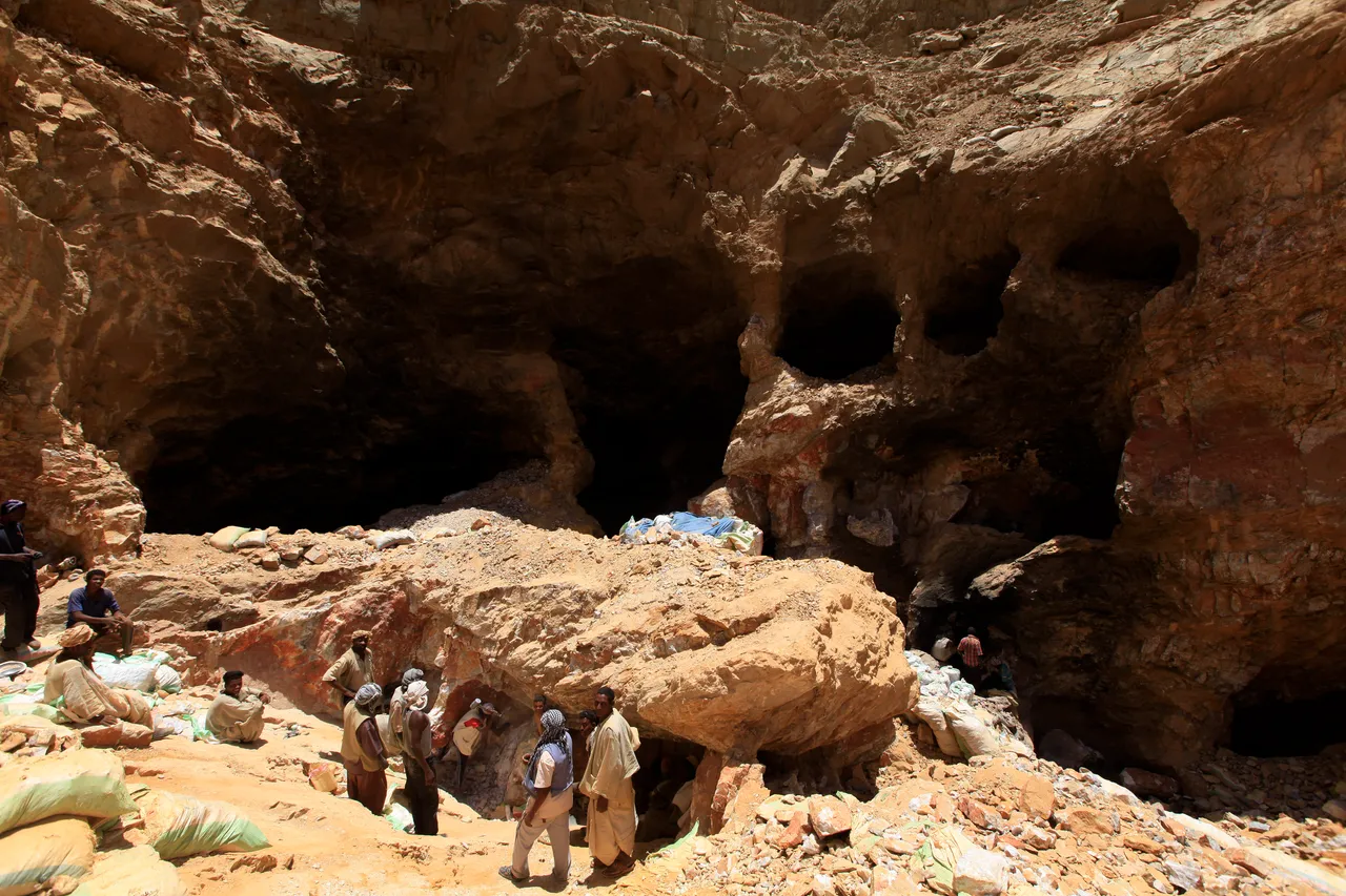 Unknown Gunmen Storm South Sudan Mining Site, Kill 73 Villagers